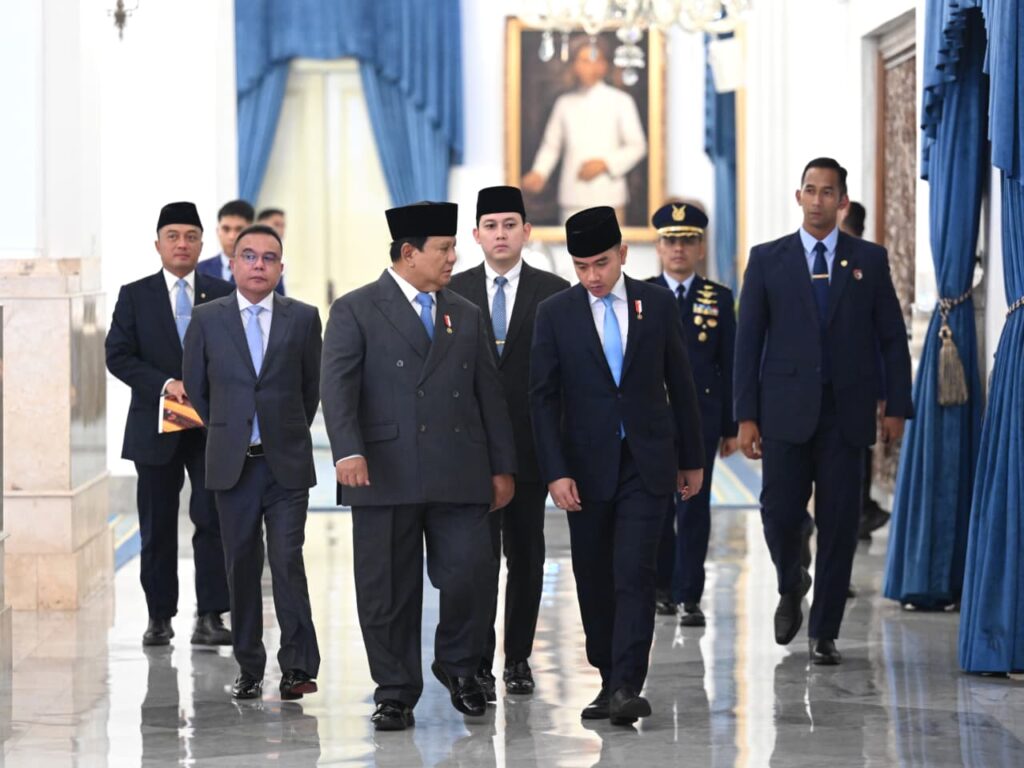 Wapres Dampingi Presiden Prabowo Saksikan Pengucapan Sumpah Hakim Konstitusi dan Pelantikan Wakil Menteri Keuangan