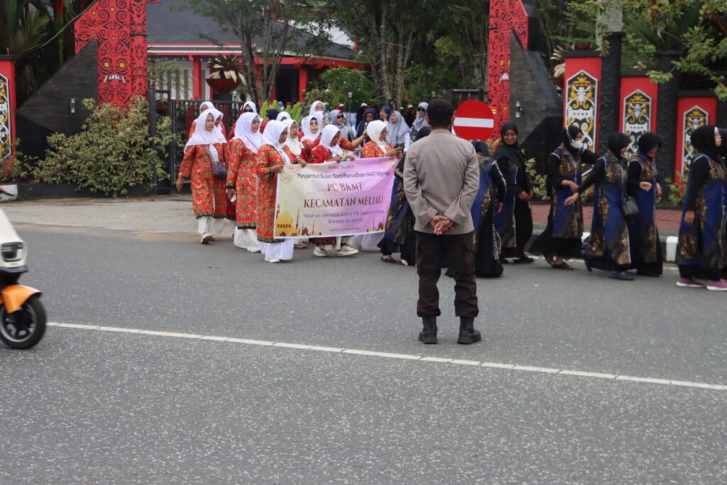 Sambut Ramadhan 1447 H, Pengamanan Humanis Warnai Pawai Ta’aruf di Kota Sanggau