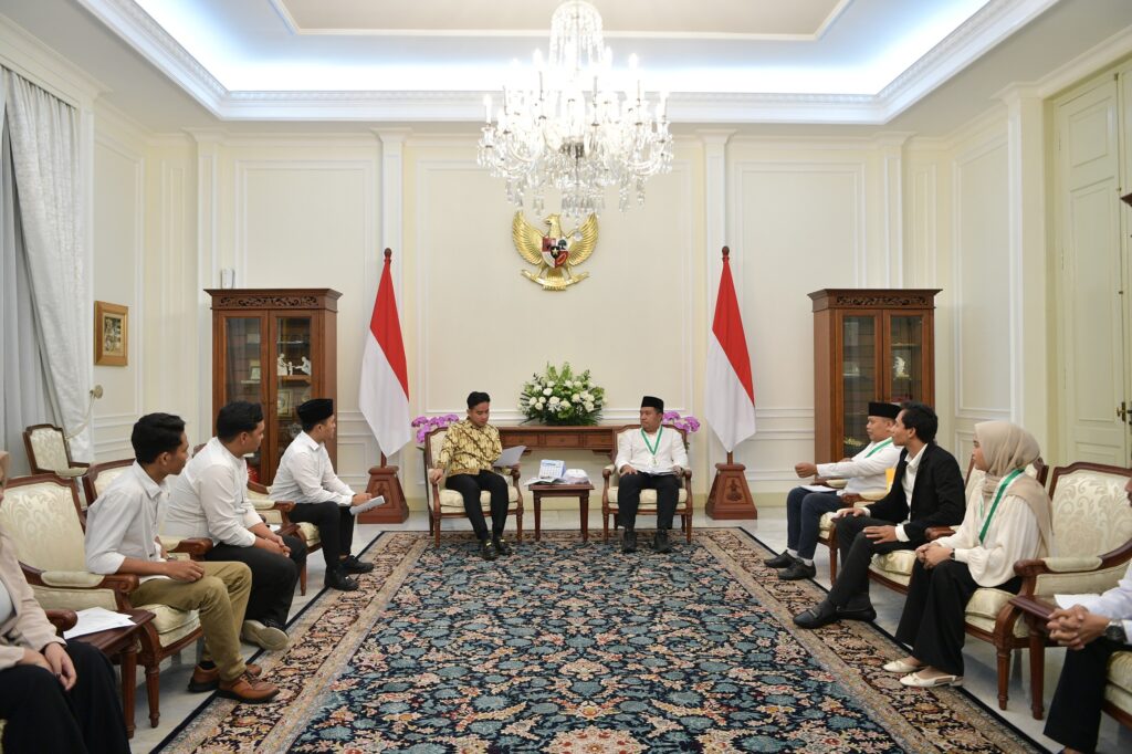 Kawal Program Pemerintah hingga Pelosok Negeri, Wapres Dorong Peran Aktif DPP Mahasantri dalam Pembangunan Nasional