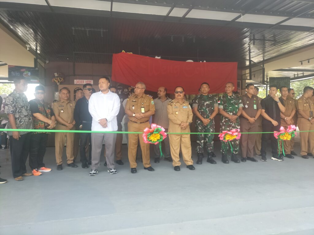Bupati Sanggau Yohanes Ontot: Penambahan Taman Kota Jadi Warna Baru dan Wujud Kolaborasi Pembangunan