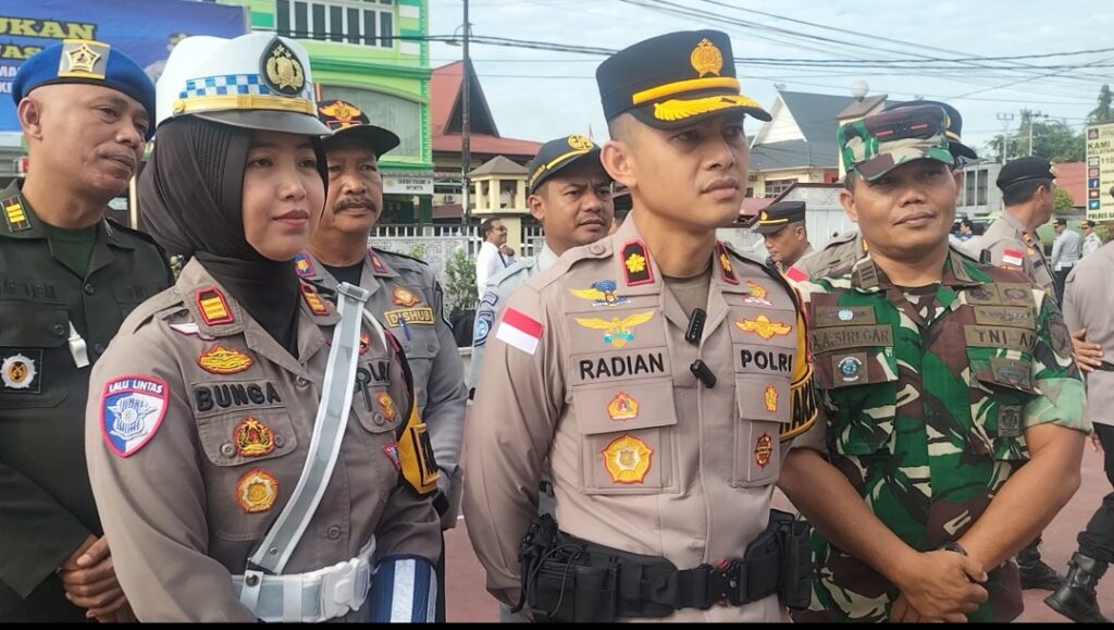 Wakapolres Sanggau Pimpin Apel Gelar Pasukan Operasi Keselamatan Kapuas 2026