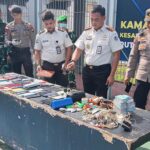 Sinergi Aparat, Rutan Kelas IIB Sanggau Gelar Penggeledahan Serentak Blok Hunian Warga Binaan