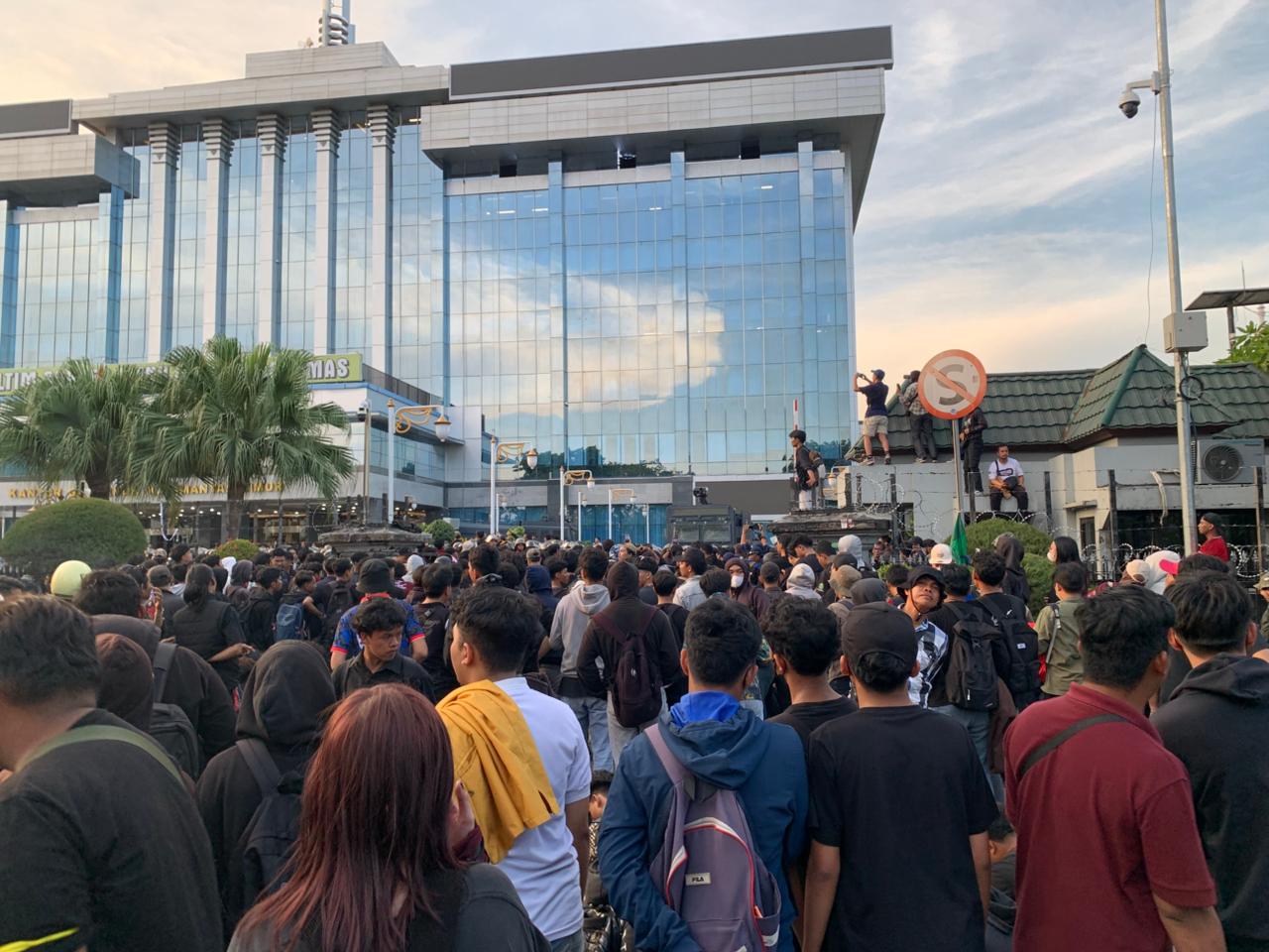 Empat Jurnalis Jadi Korban Represi Saat Aksi 214, Koalisi Pers Kaltim: Halangi Kerja Pers Bisa Dipida