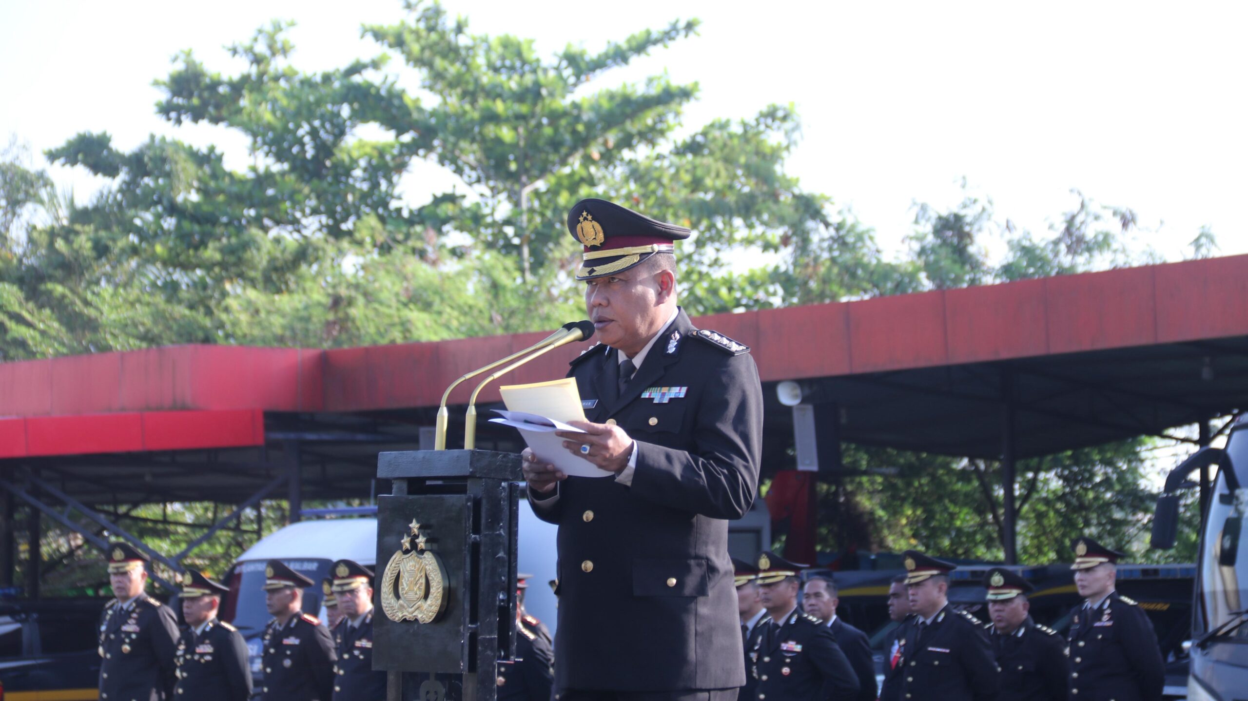 Irwasda Polda Kalbar Pimpin Upacara Hari Lahir Pancasila 2026 di Lapangan Jananuraga