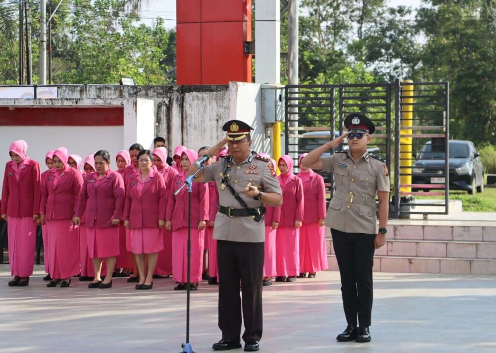 Polres Sanggau Gelar Ziarah ke Taman Makam Pahlawan dalam Rangka Hari Bhayangkara ke-80 Tahun 2026