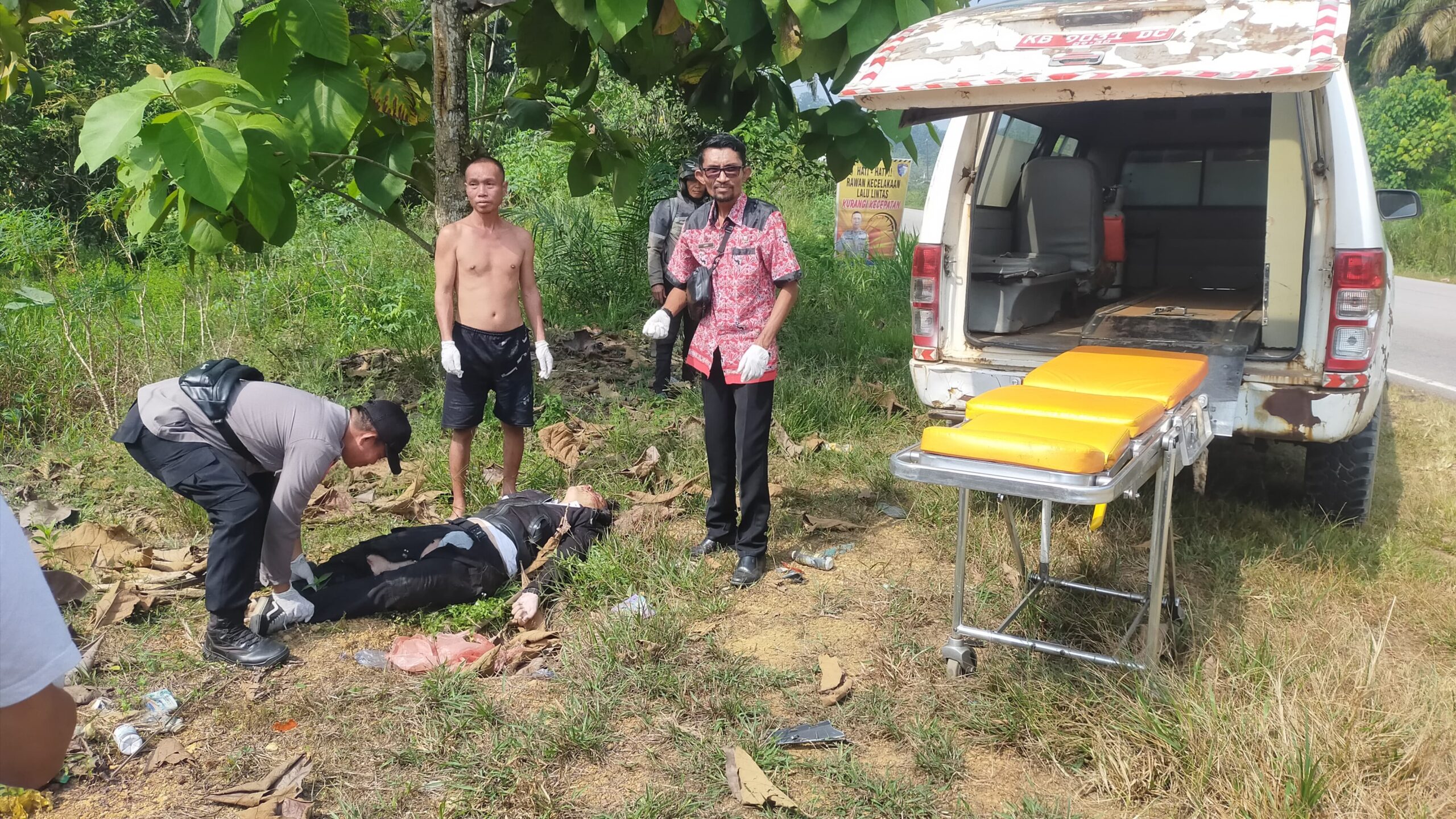 Kontainer Oleng Tabrak Sepeda Motor di Batang Tarang, Satu Pengendara Tewas