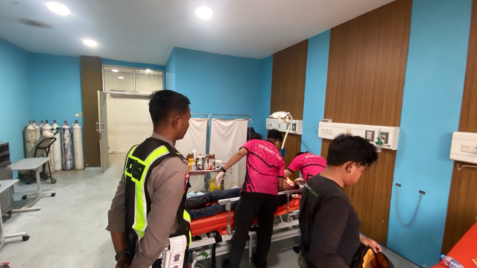 Kecelakaan Tunggal di Tanjung Sekayam, Satu Korban Dapat Perawatan Medis