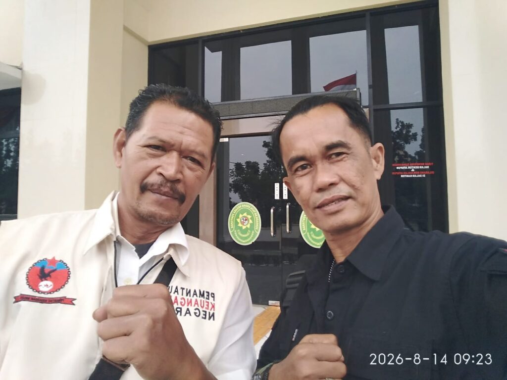 Ketua Pemantau Keuangan Negara (PKN) Pontianak Menghadiri Panggilan Sidang Exsekusi Di PTUN Kalbar
