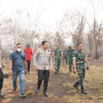 Kapolres Bengkayang dan Tim Mabes TNI Rencanakan Buat Sumur Bor Atasi Karhutla