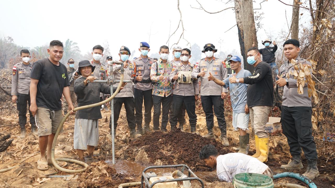 Kapolres Bengkayang Bangun Sumur Bor di Dusun Melapis Sungai Duri