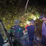 TIM Satgas Karhutla Kecamatan Bengkayang Padamkan Kebakaran Lahan Karet di Kampung Kaum