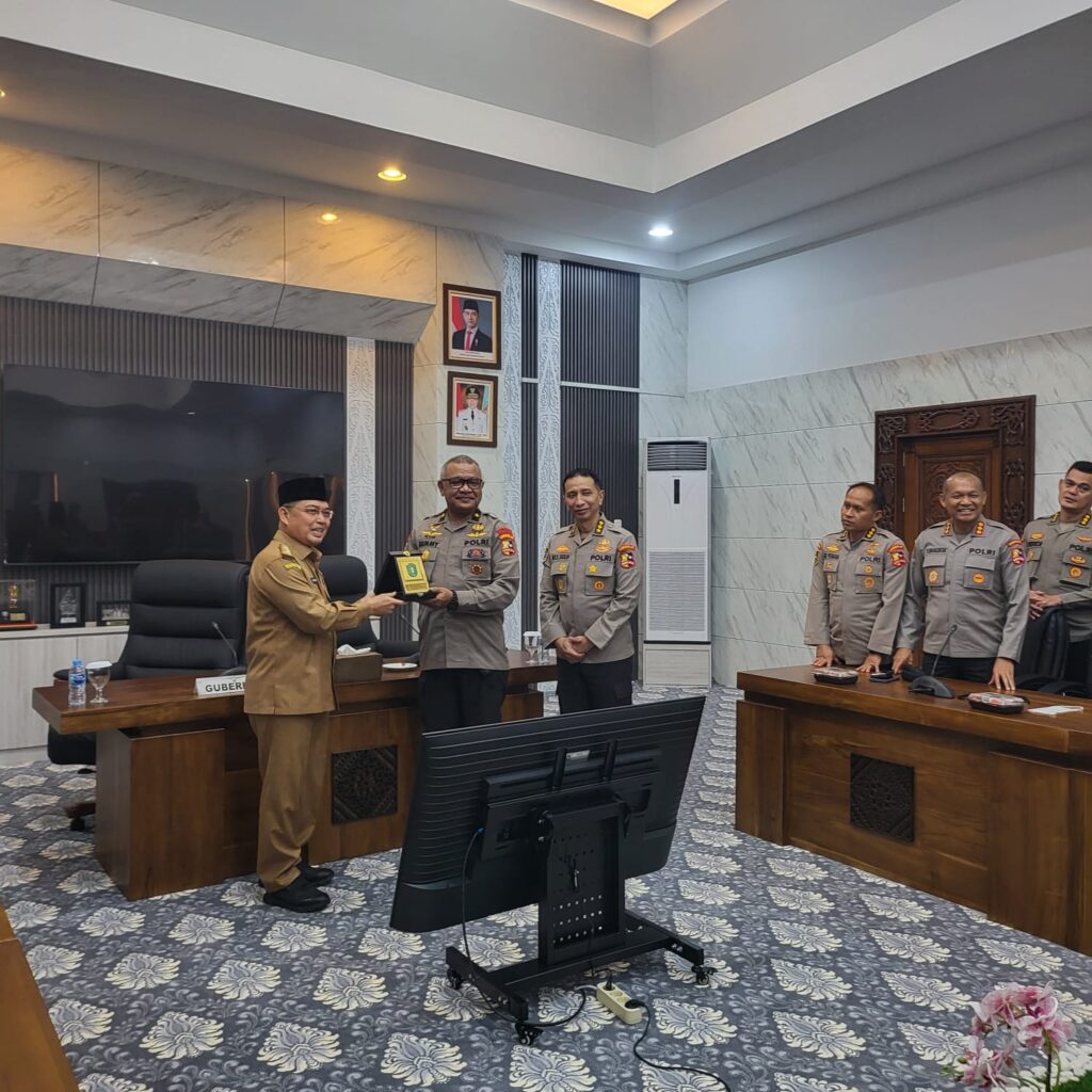 Perkuat Strategi Pengendalian Karhutla, Satgas Edukasi PKDN Dalami Kebijakan Bersama Gubernur Kalbar