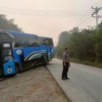 Bus Damri Alami Patah King Pen di Tayan Hilir, Innova Menyenggol Saat Jalur Dibuka Bergantian